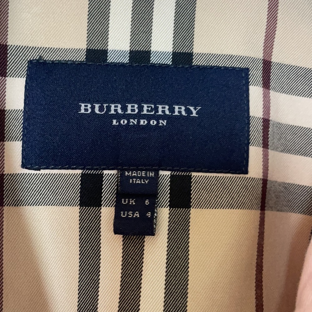 Burberry - Picture 4 of 9